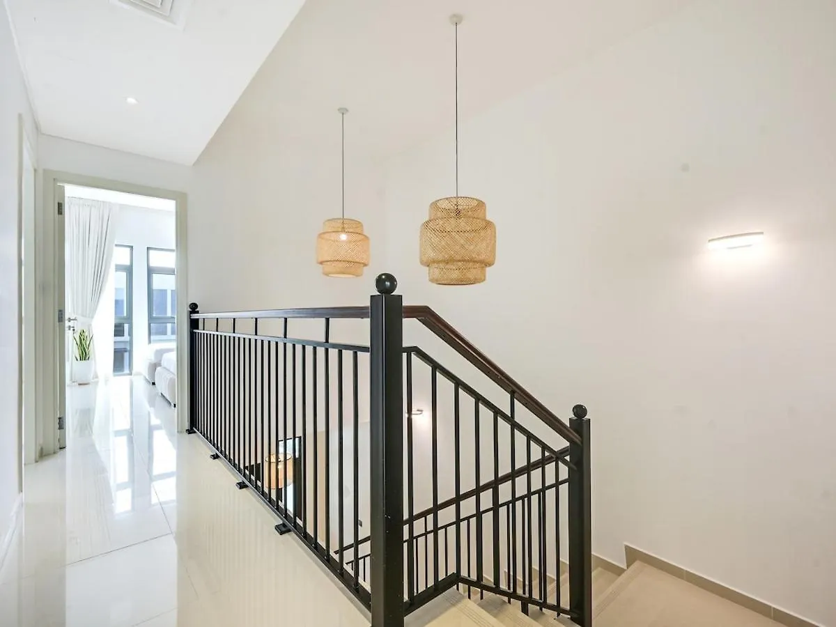 4Br Luxurious Villa Damac Hills 2 Dubai 0*,  United Arab Emirates