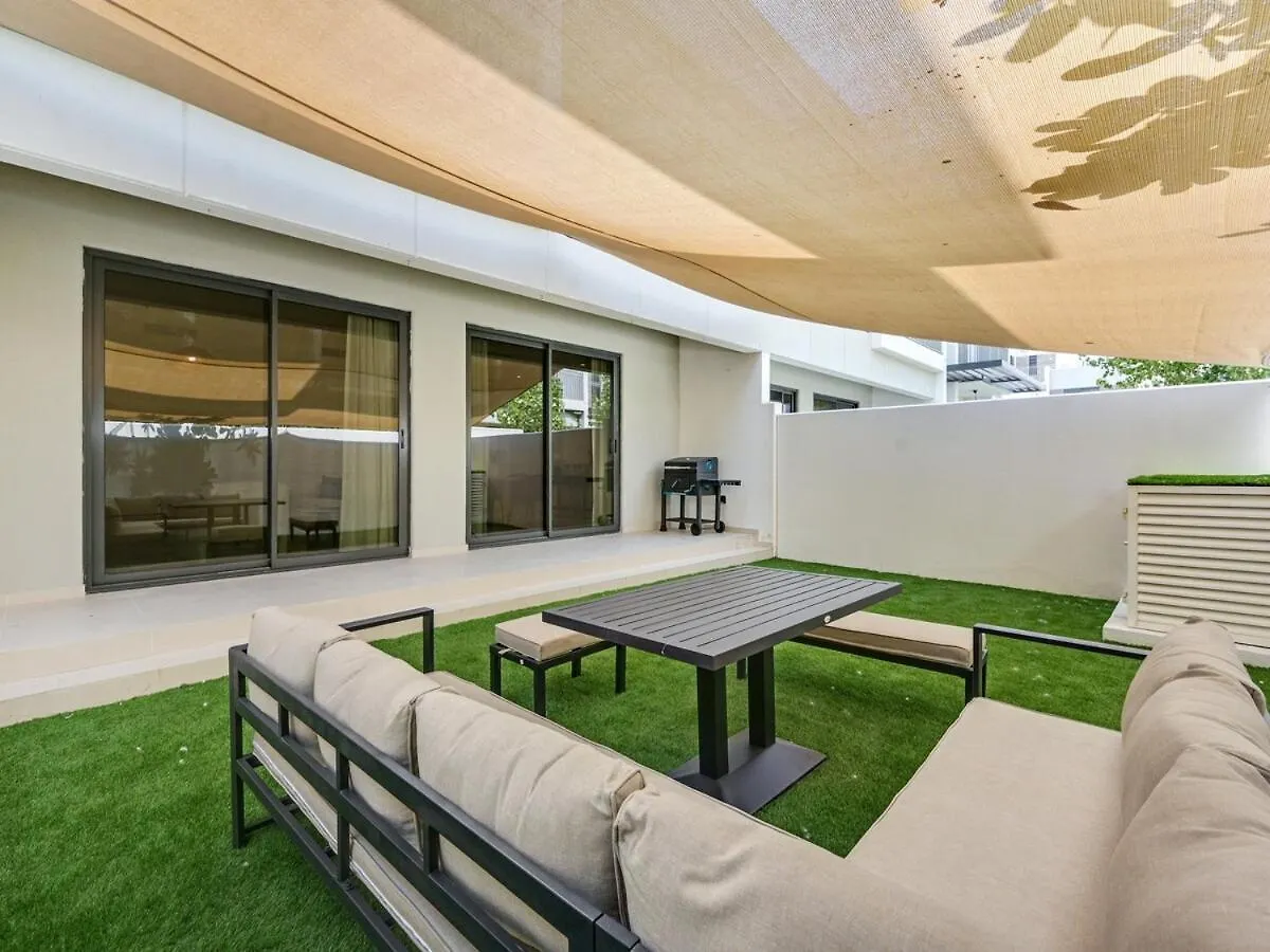 4Br Luxurious Villa Damac Hills 2 Dubai