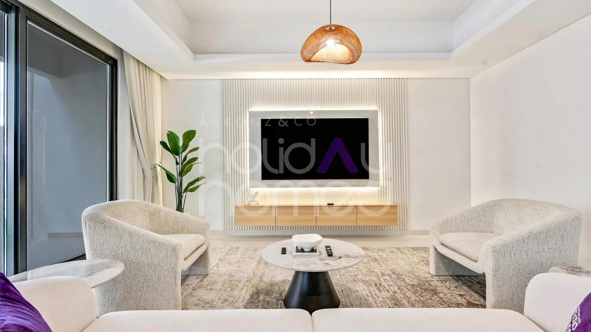 4Br Luxurious Villa Damac Hills 2 Dubai