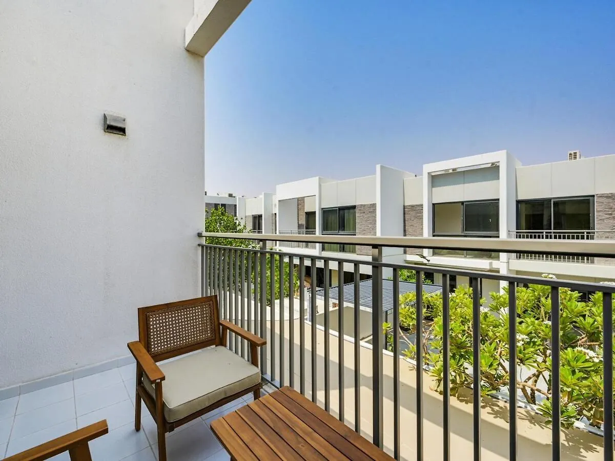 4Br Luxurious Villa Damac Hills 2 Dubai